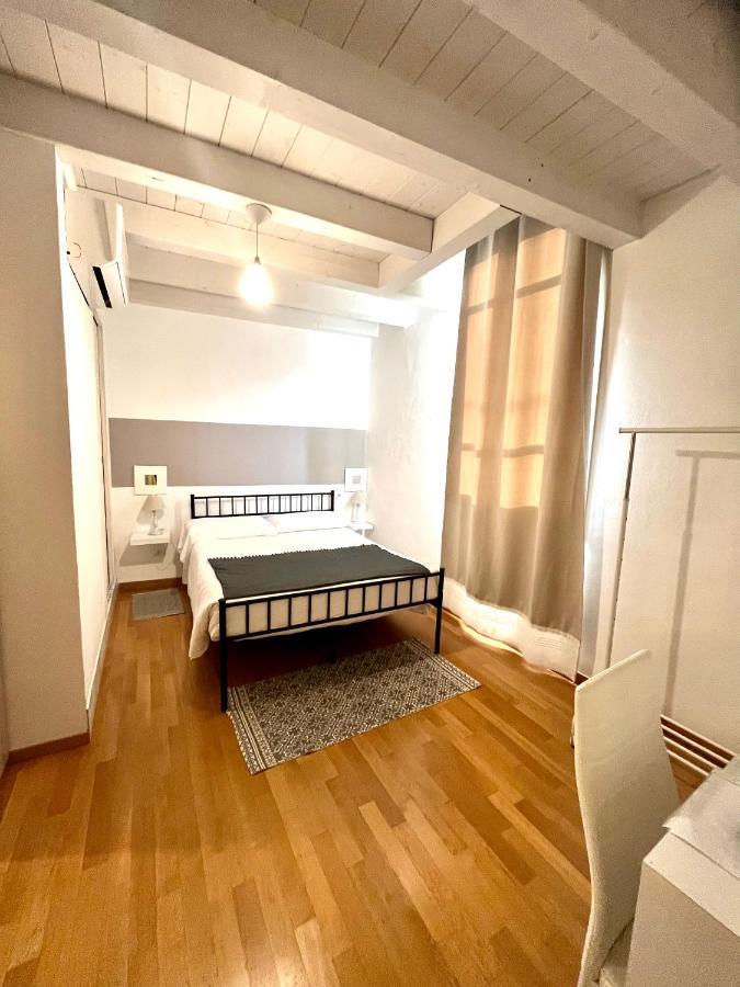 Residenza Serena B&B -Centro Storico Mantua Exterior foto